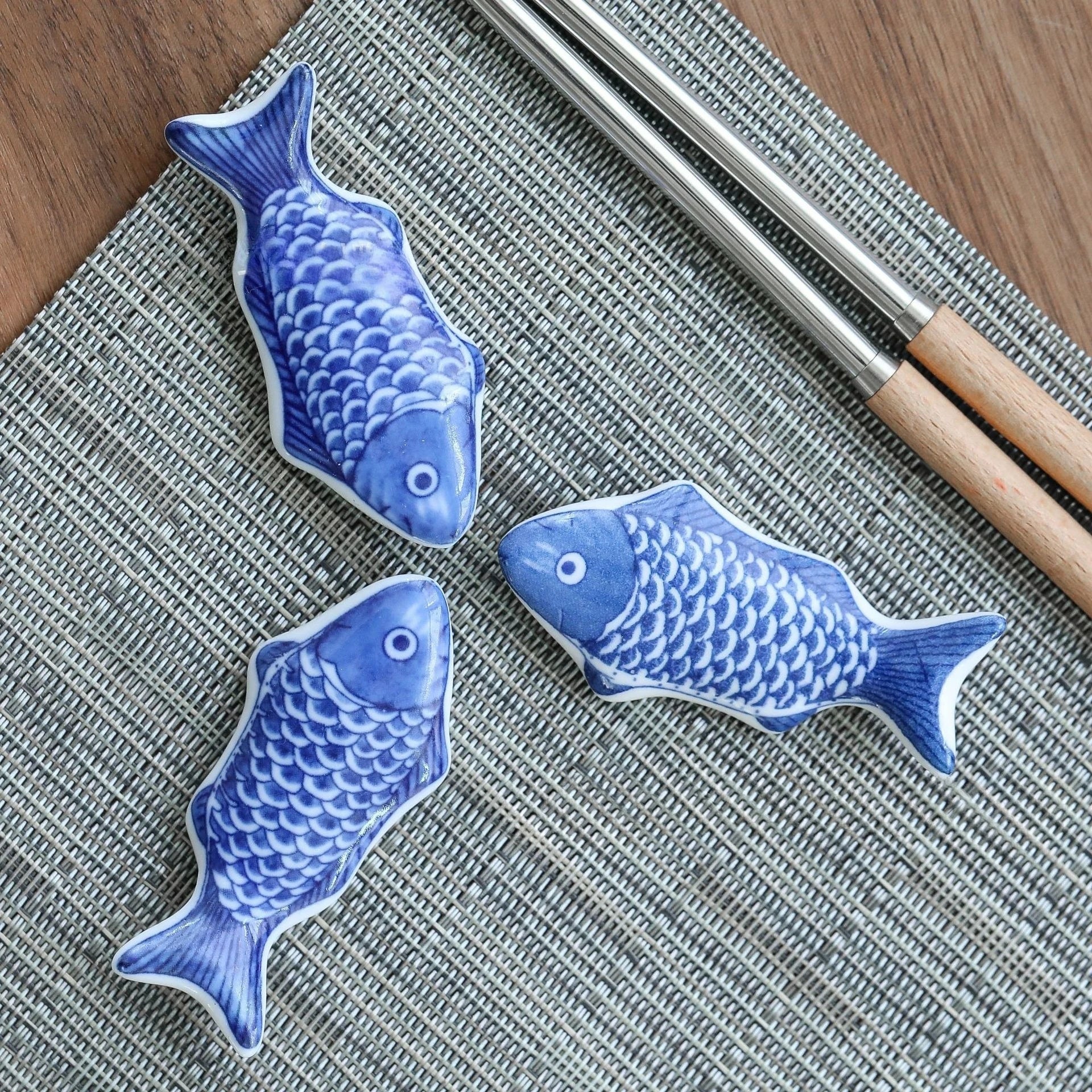 1-3Pcs Cute Fish Shape Ceramic Decorative Chopsticks Holder Rack Spoon Fork Rest Kitchen Tableware Spoon Holder