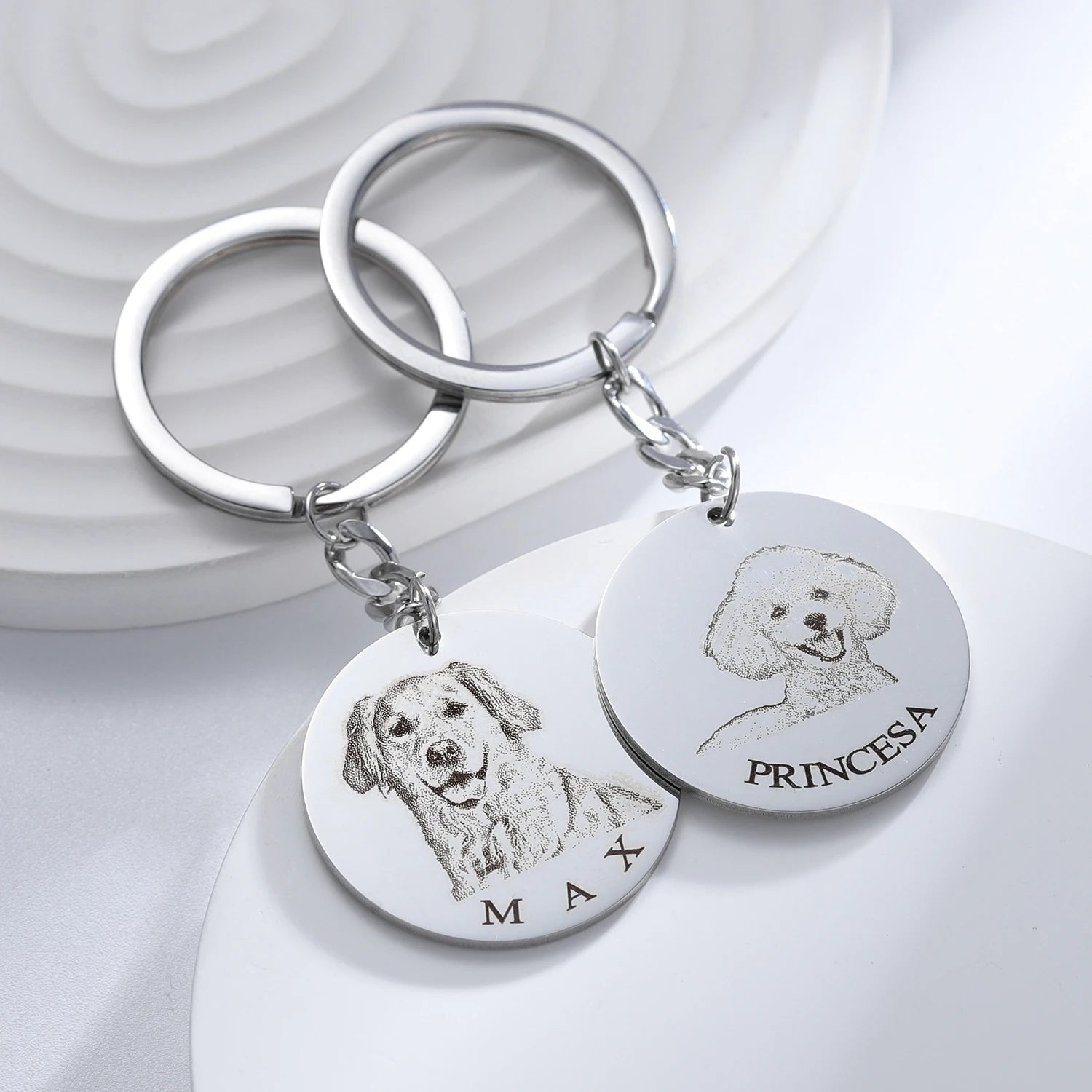 Personalized Pet Portrait Necklace – A Heartfelt Tribute to Your Furry Friend