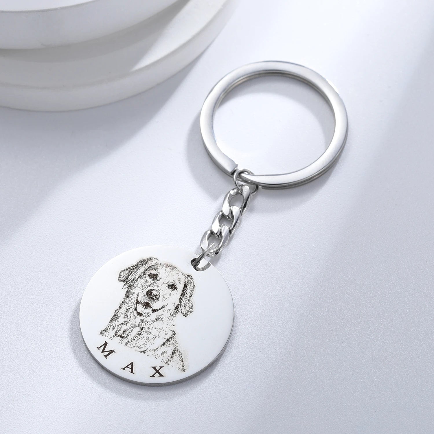 Personalized Pet Portrait Necklace – A Heartfelt Tribute to Your Furry Friend